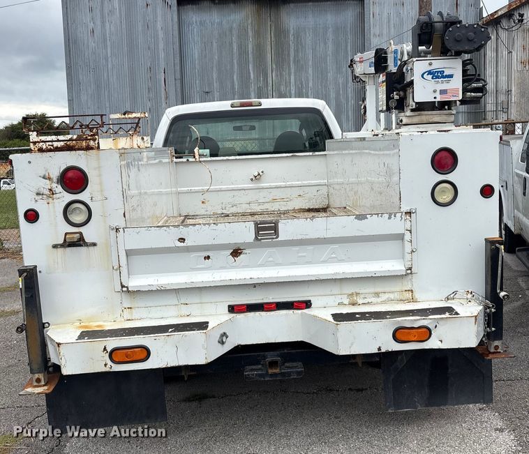 image for item EG8624 2008 Ford F450 Super Duty utility / service truck