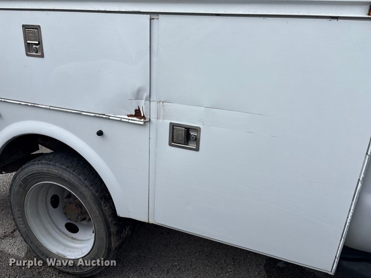 image for item EG8624 2008 Ford F450 Super Duty utility / service truck