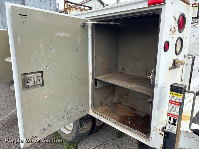 image for item EG8624 2008 Ford F450 Super Duty utility / service truck