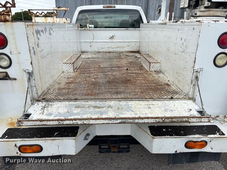 image for item EG8624 2008 Ford F450 Super Duty utility / service truck