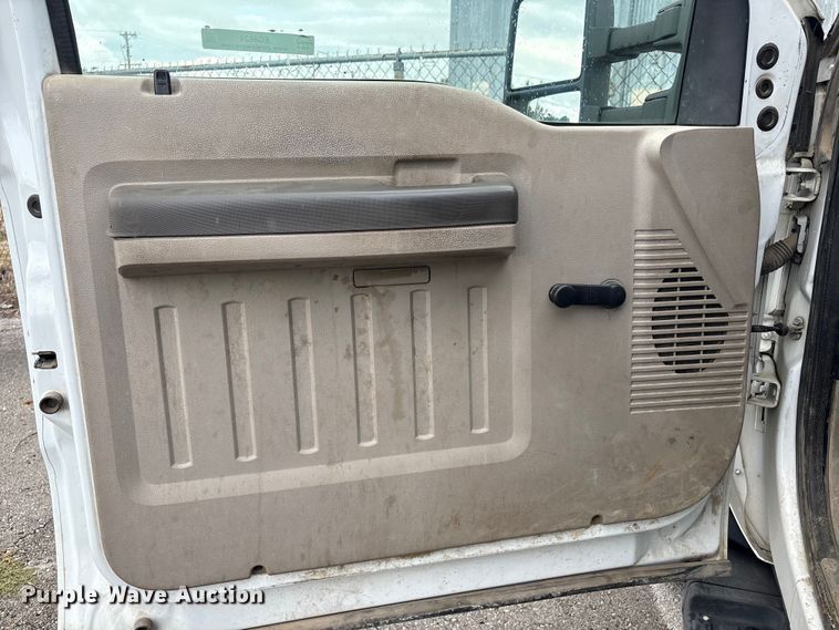 image for item EG8624 2008 Ford F450 Super Duty utility / service truck