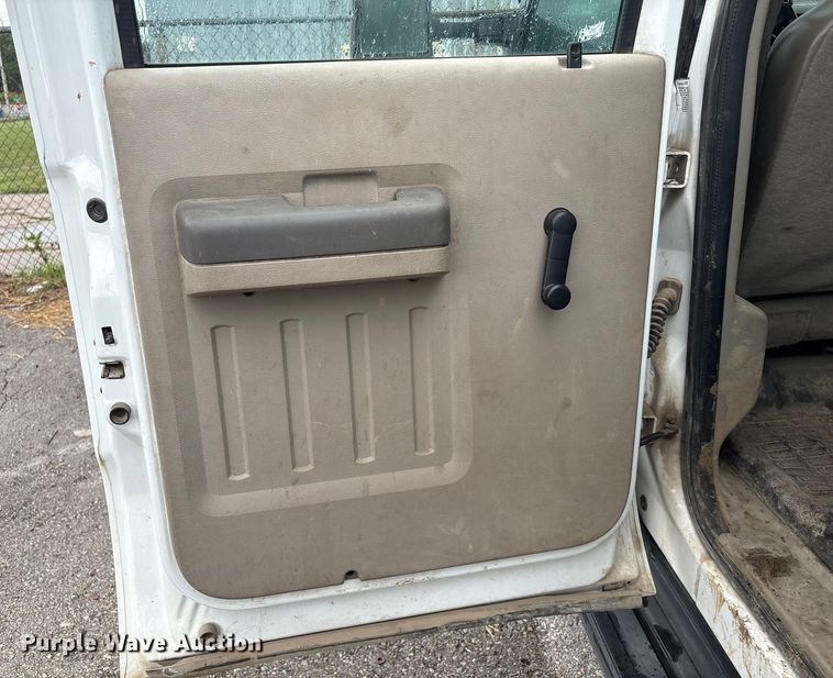 image for item EG8624 2008 Ford F450 Super Duty utility / service truck