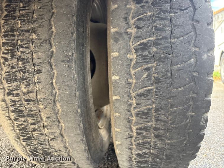 image for item EG8624 2008 Ford F450 Super Duty utility / service truck