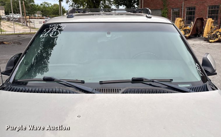 image for item EG8628 2005 Chevrolet Tahoe SUV