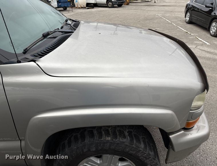 image for item EG8628 2005 Chevrolet Tahoe SUV