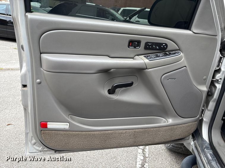 image for item EG8628 2005 Chevrolet Tahoe SUV