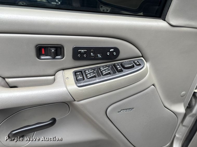 image for item EG8628 2005 Chevrolet Tahoe SUV