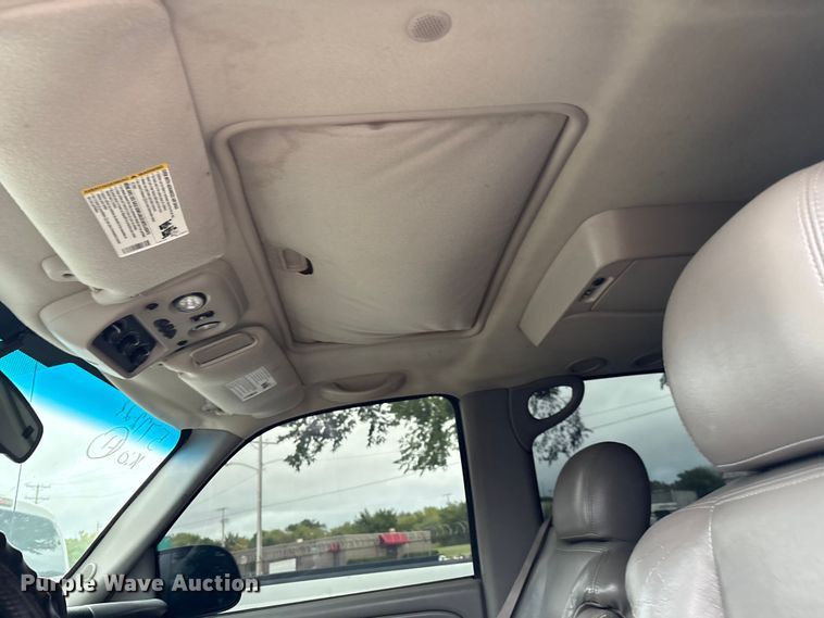 image for item EG8628 2005 Chevrolet Tahoe SUV