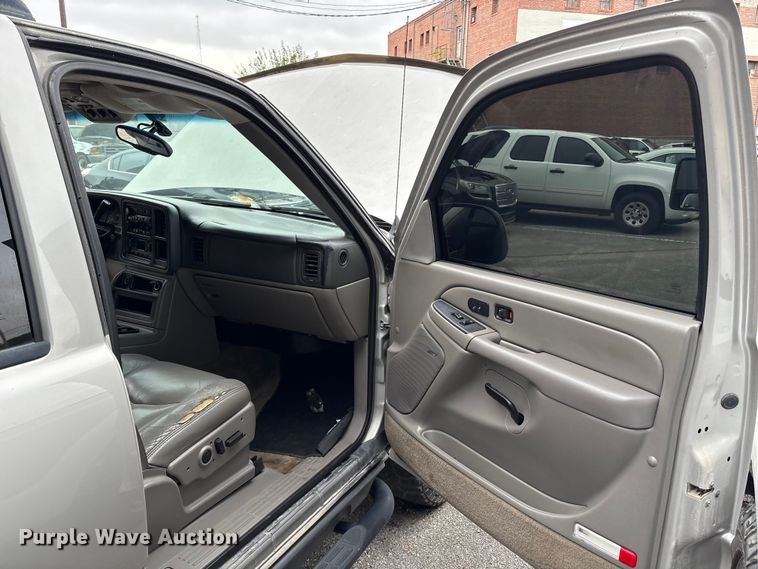 image for item EG8628 2005 Chevrolet Tahoe SUV