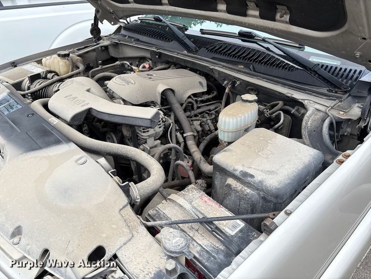 image for item EG8628 2005 Chevrolet Tahoe SUV