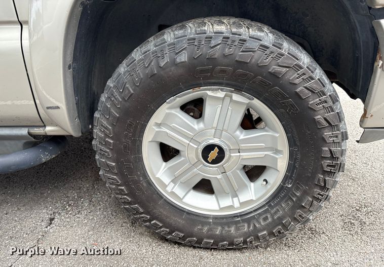 image for item EG8628 2005 Chevrolet Tahoe SUV