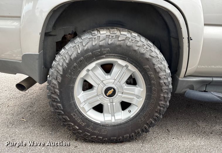 image for item EG8628 2005 Chevrolet Tahoe SUV