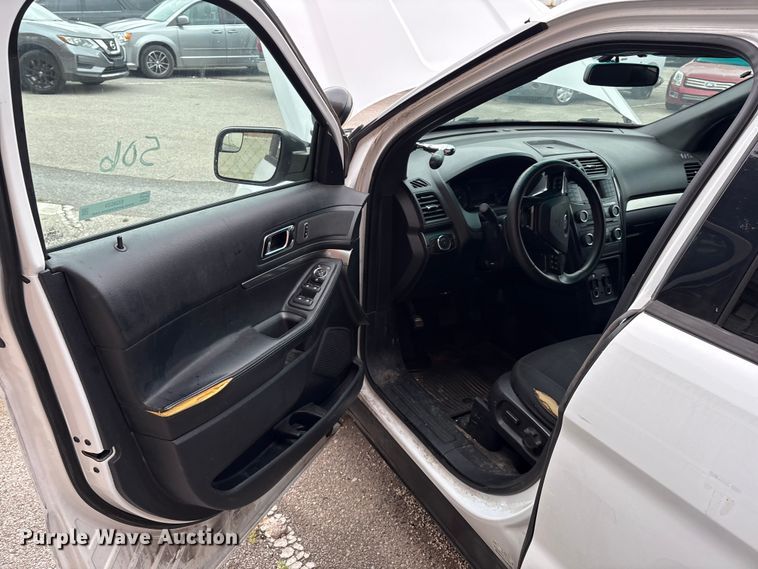 image for item EG8629 2016 Ford Explorer Police SUV