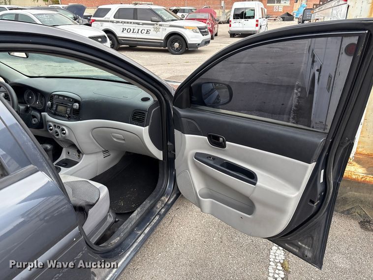 image for item EG8634 2010 Hyundai Accent 