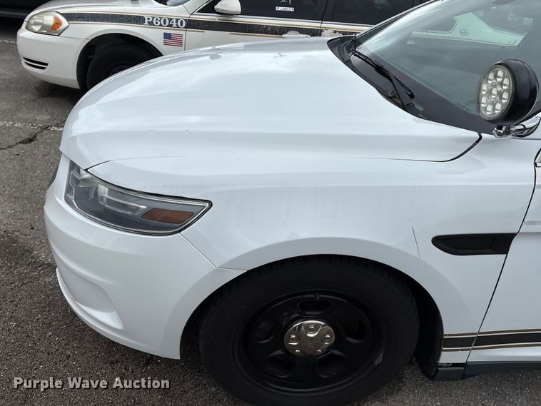image for item EG8637 2014 Ford Taurus Police 