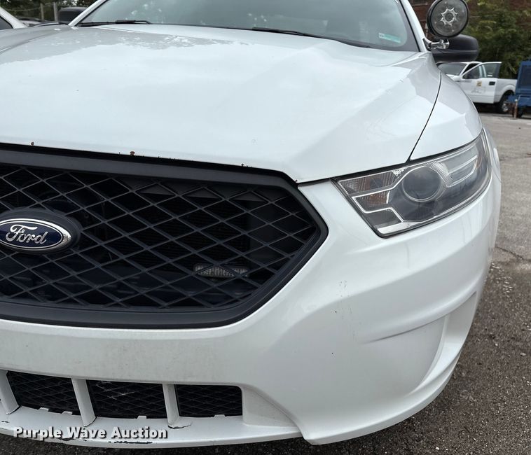 image for item EG8637 2014 Ford Taurus Police 