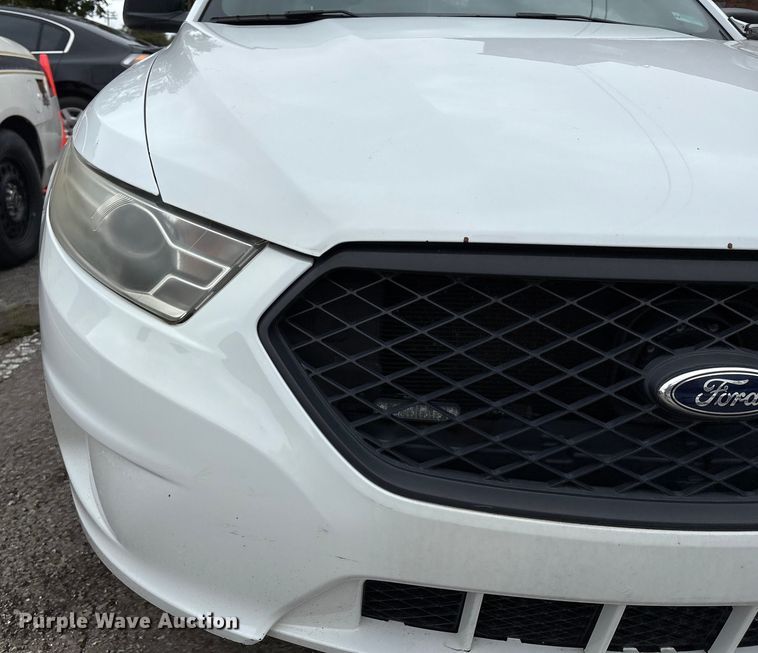 image for item EG8637 2014 Ford Taurus Police 