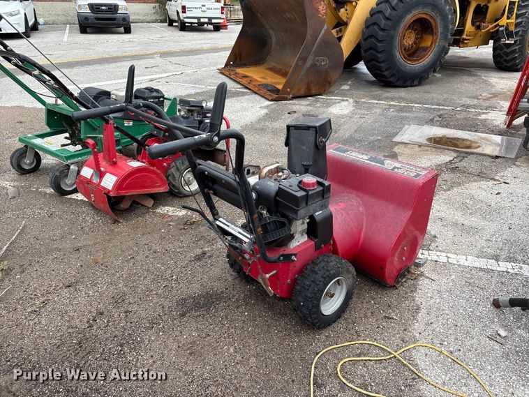 image for item EG8641 Spirit snowblower
