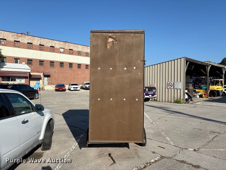 image for item EG8642 Billy Goat leaf box vacuum