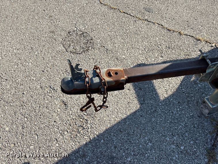 image for item EG8642 Billy Goat leaf box vacuum