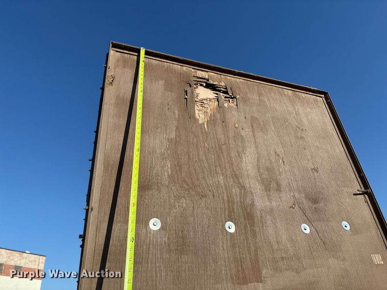 image for item EG8642 Billy Goat leaf box vacuum