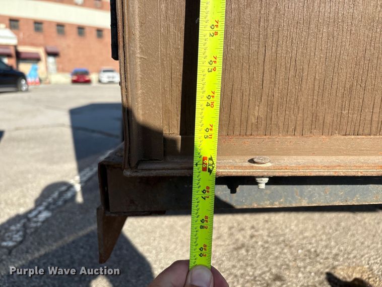 image for item EG8642 Billy Goat leaf box vacuum