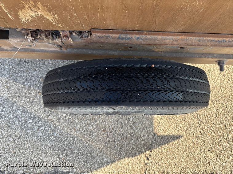 image for item EG8642 Billy Goat leaf box vacuum