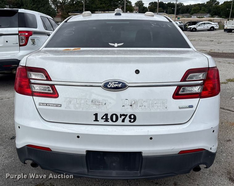 image for item EG8643 2014 Ford Taurus Police 