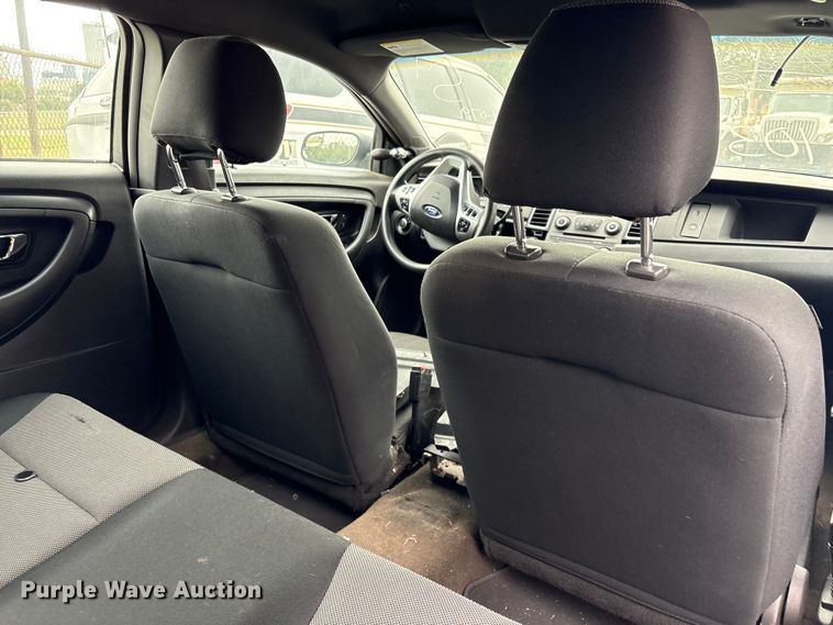 image for item EG8643 2014 Ford Taurus Police 