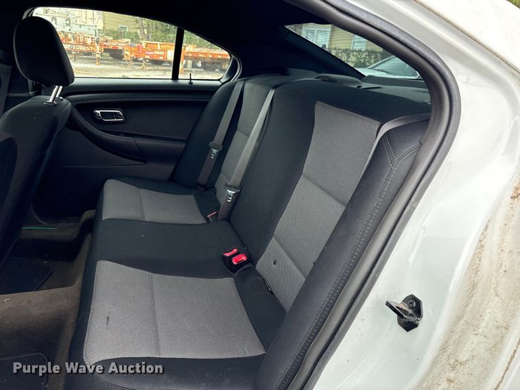 image for item EG8643 2014 Ford Taurus Police 