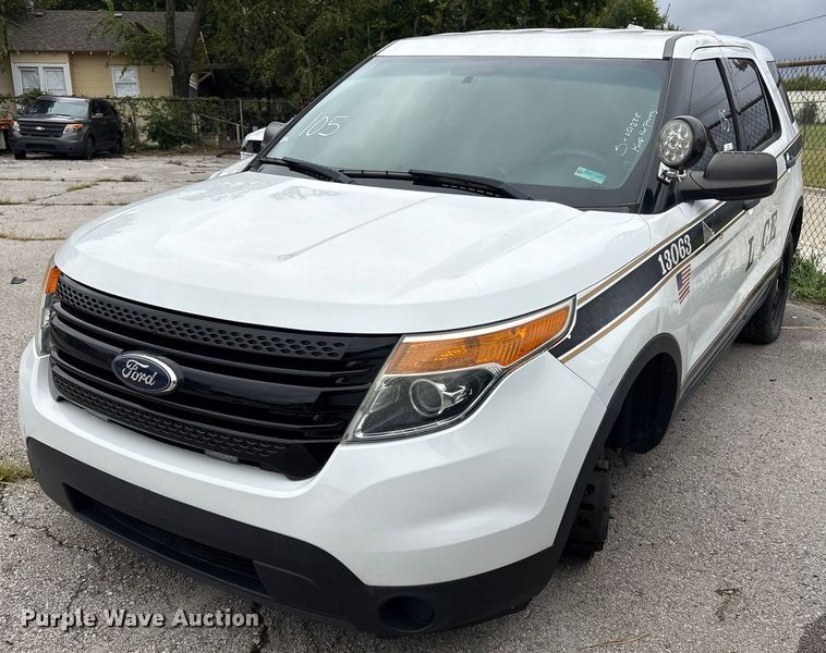 image for item EG8645 2013 Ford Explorer Police SUV