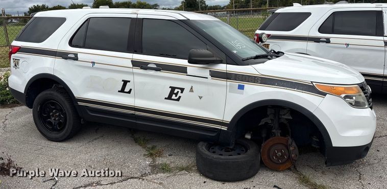 image for item EG8645 2013 Ford Explorer Police SUV