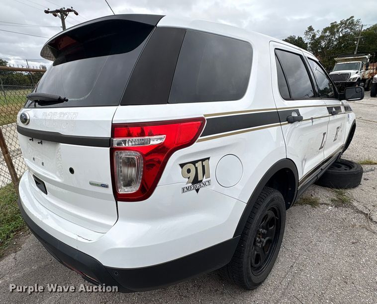 image for item EG8645 2013 Ford Explorer Police SUV