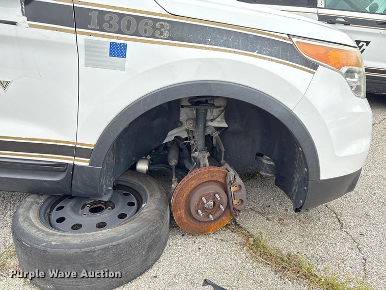 image for item EG8645 2013 Ford Explorer Police SUV