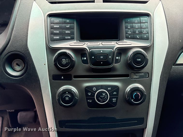 image for item EG8645 2013 Ford Explorer Police SUV