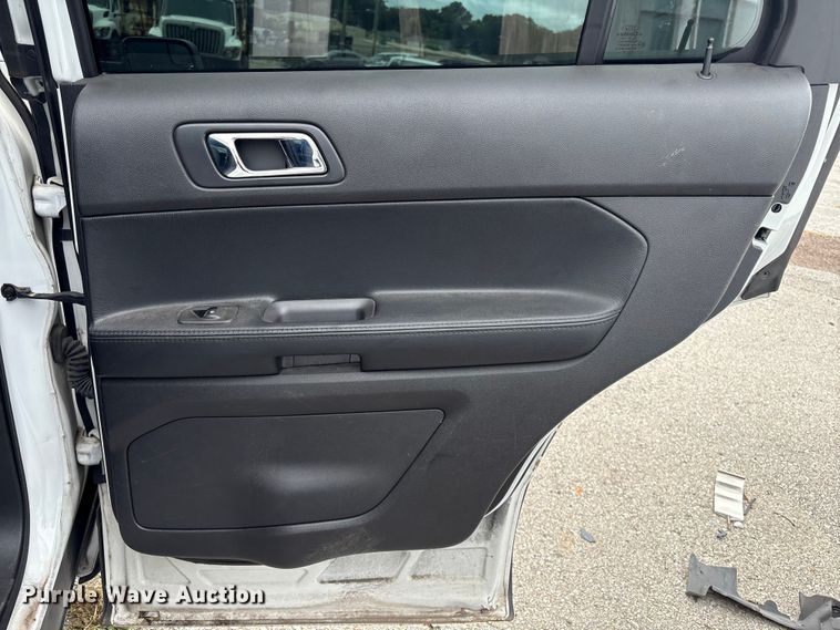 image for item EG8645 2013 Ford Explorer Police SUV