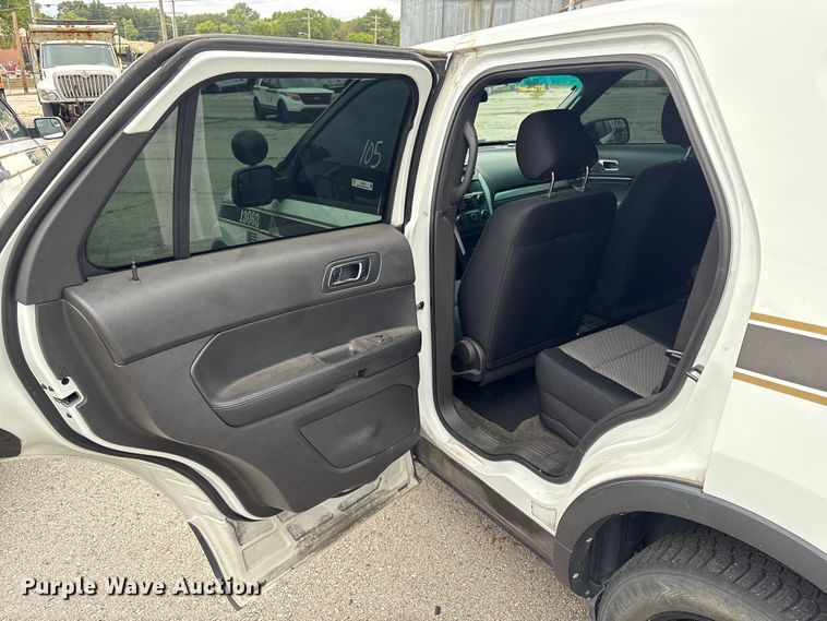 image for item EG8645 2013 Ford Explorer Police SUV