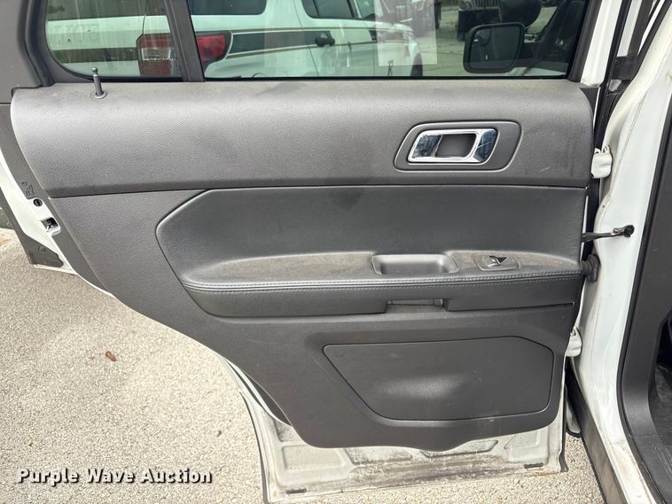 image for item EG8645 2013 Ford Explorer Police SUV