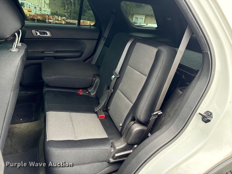 image for item EG8645 2013 Ford Explorer Police SUV