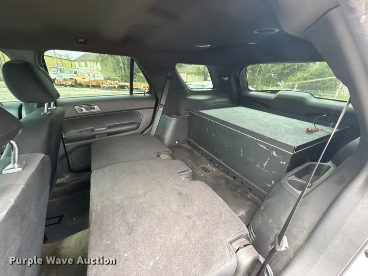 image for item EG8645 2013 Ford Explorer Police SUV