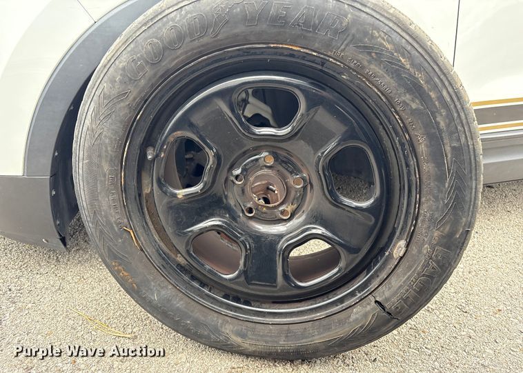 image for item EG8645 2013 Ford Explorer Police SUV