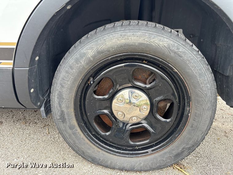 image for item EG8645 2013 Ford Explorer Police SUV