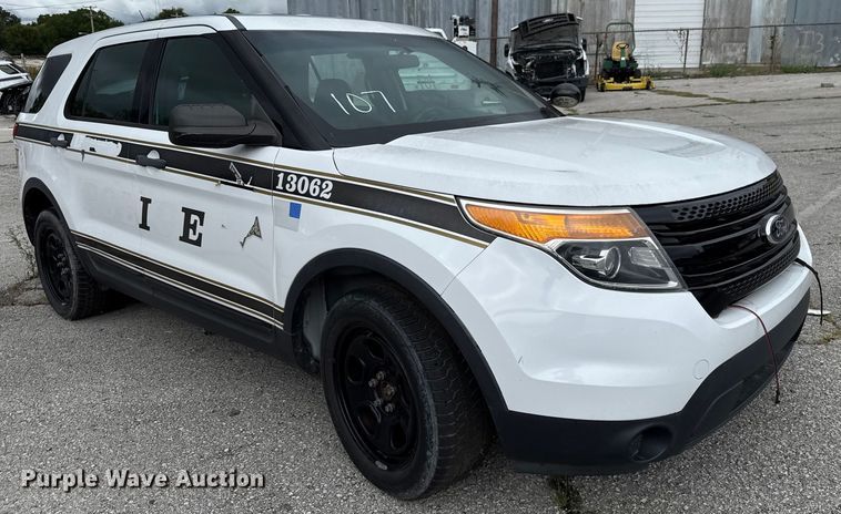 image for item EG8647 2013 Ford Explorer Police SUV