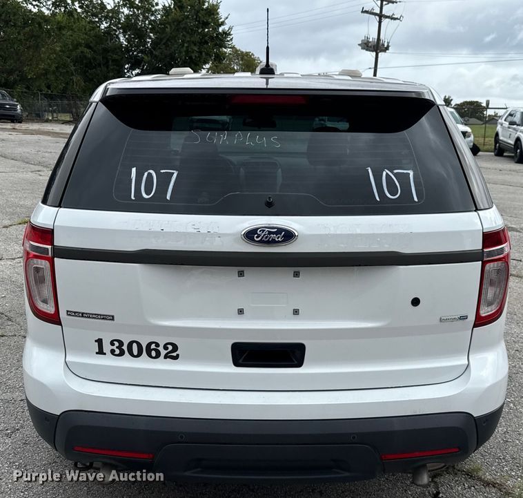 image for item EG8647 2013 Ford Explorer Police SUV