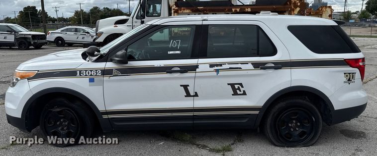 image for item EG8647 2013 Ford Explorer Police SUV