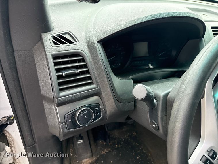 image for item EG8647 2013 Ford Explorer Police SUV