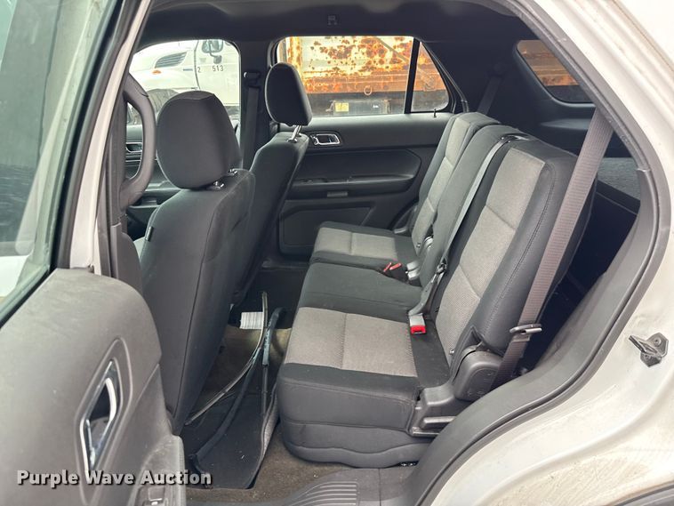 image for item EG8647 2013 Ford Explorer Police SUV