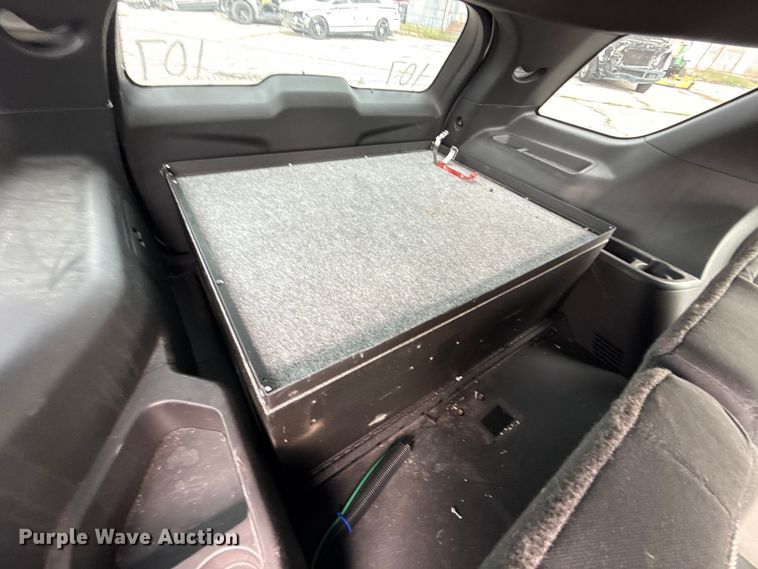 image for item EG8647 2013 Ford Explorer Police SUV