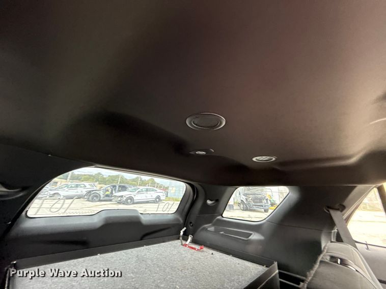 image for item EG8647 2013 Ford Explorer Police SUV