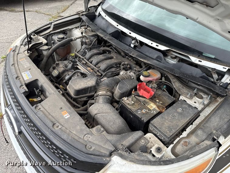 image for item EG8647 2013 Ford Explorer Police SUV